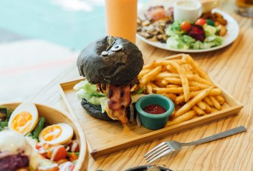 忠孝復興美食｜人氣義大利麵餐廳「樂 野食」豐盛早午餐、妖怪漢堡、韓式豬肉泡菜粉絲歐姆蛋必點！