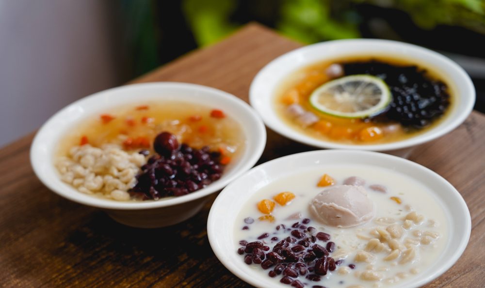 嘉義甜點|品安豆漿豆花:豆花湯底多達九種,自由搭配配料,芋頭控不可錯過