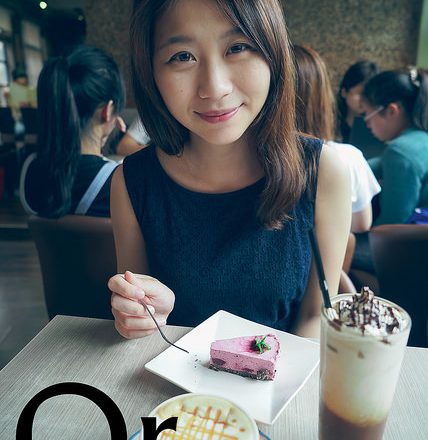 [食記]士林 一個人也可以來的咖啡廳 環境舒適 不限時 wifi 下午茶套餐 – 看電車咖啡館