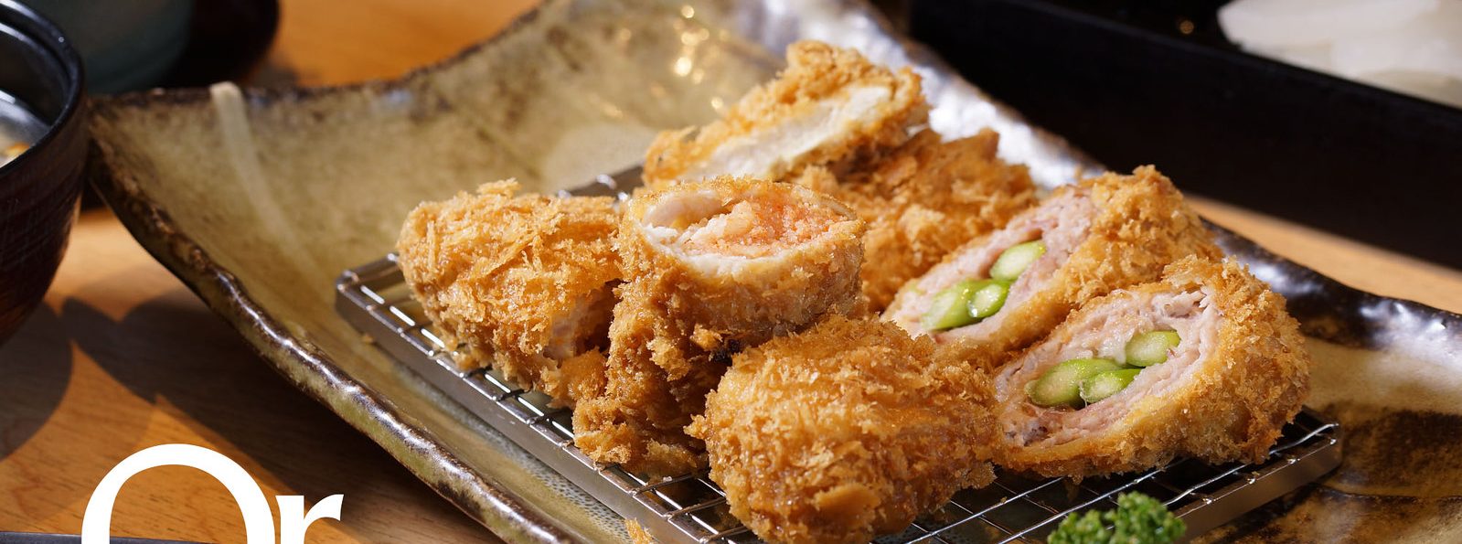 國父紀念館站｜勝博殿日式豬排獨家研發千層錦， 堪稱炸豬排中的極品，博多直送明太子包裹其中美味再升級！